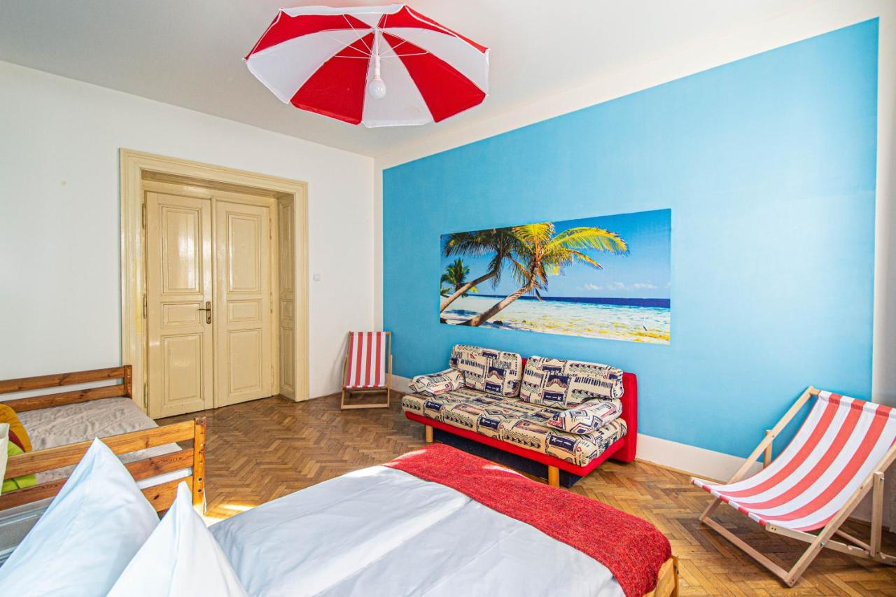 For Celebrations Spacious 3Bdr Apartment With Balcony Praga Exterior foto