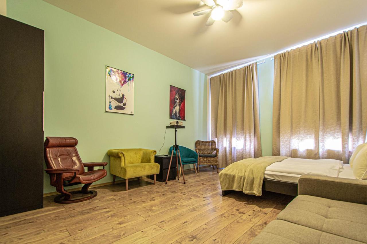 For Celebrations Spacious 3Bdr Apartment With Balcony Praga Exterior foto